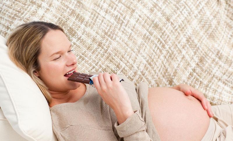 اطعمة-تجنبيها-أثناء-الحمل-و-الولادة