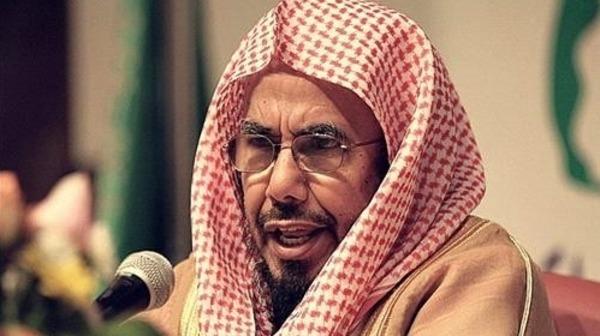  الشيخ عبد الله المطلق عضو هيئة كبار العلماء بالسع