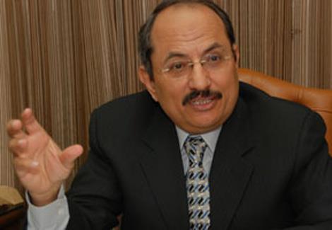 أحمد لقمان المدير العام لمنظمة العمل العربية