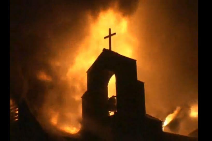 أرشيفية لحرق احدي الكنائس