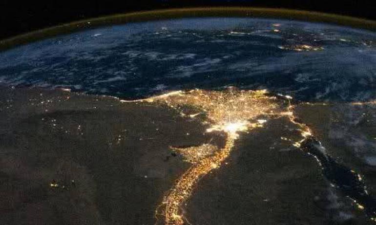 أرشيفية - صورة توضيحية لمصر ليلًا