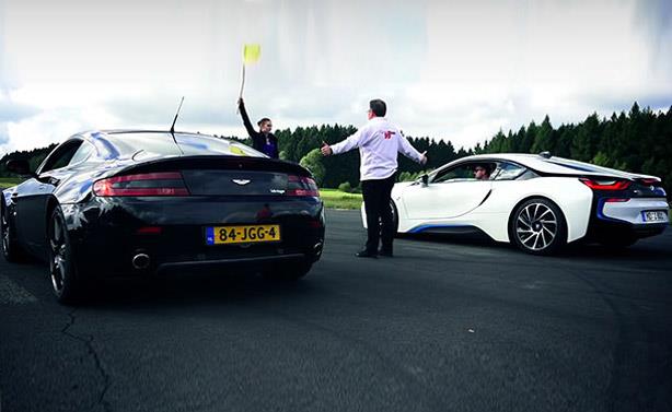 BMW i8 vs Vantage