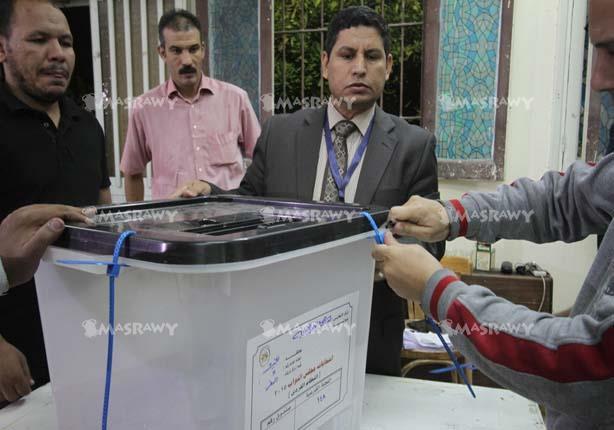 فرز الاصوات داخل اللجان الانتخابية