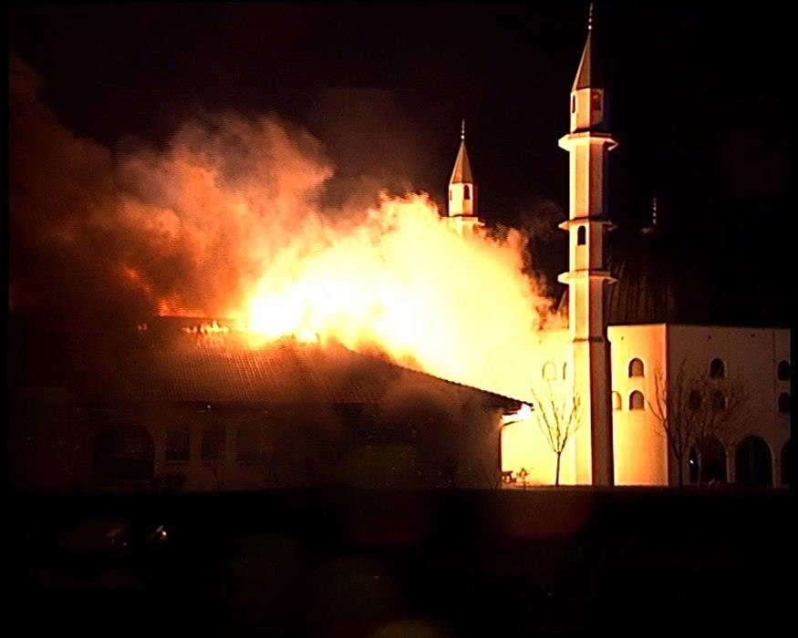 إضرام النار بمسجد في أسبانيا في انتقام محتمل لهجما