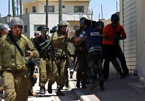 الاحتلال الإسرائيلي يرتكب انتهاكات بحق الصحفيين