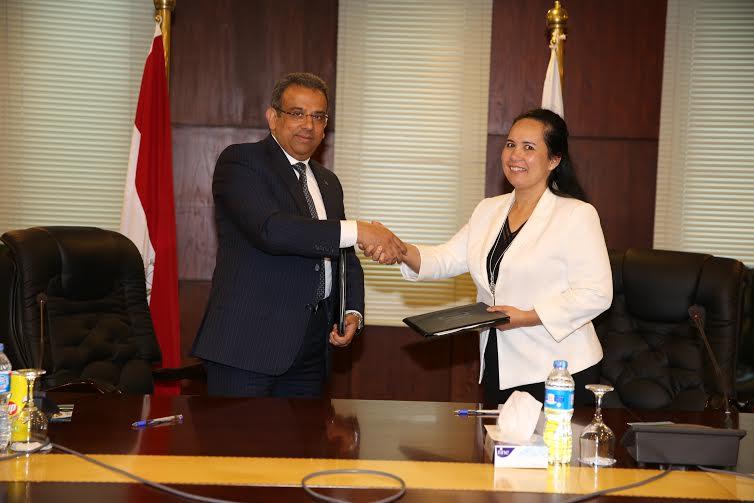 البريد المصرى اتفاقية تعاون مع مفوضية الأمم المتحد