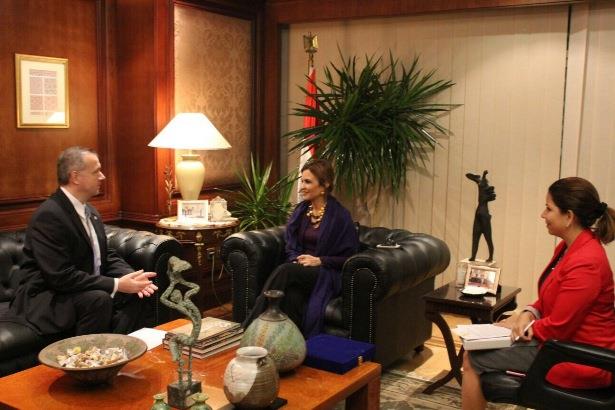  لقاء سحر نصر مع سفير المجر في القاهرة