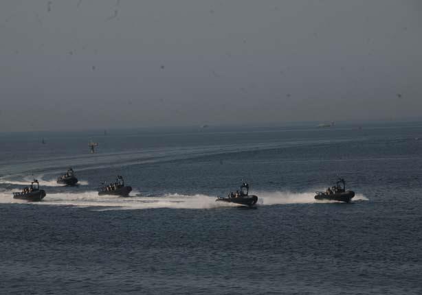 القوات البحرية المصرية والسعودية تتدرب على تأمين ا