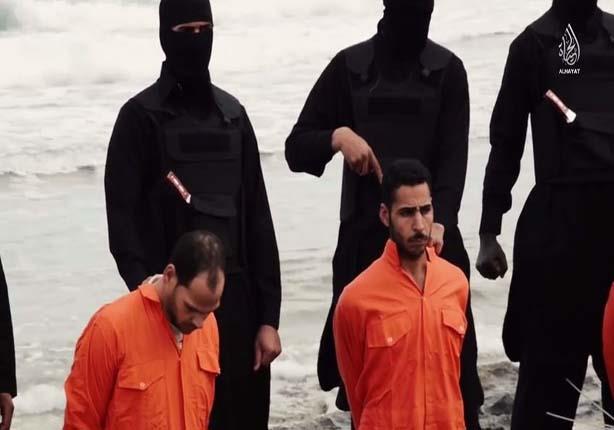 صورة من مقطع الفيديو الذي بثه تنظيم داعش لإعدام ال