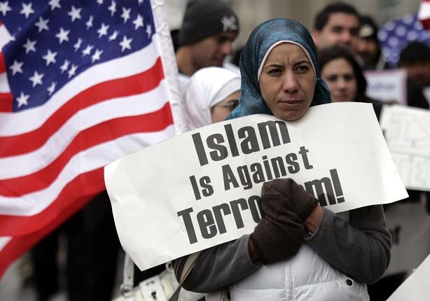 وقفة لتصحيح الأفكار السلبية ضد المسلمين بالولايات 