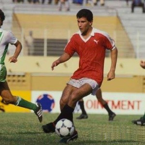 طاهر أبو زيد أمام الجزائر – كان 1984