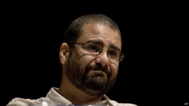 السلطات المصرية تحكم على الناشط علاء عبد الفتاح با