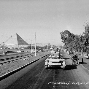 شارع الهرم في  الجيزة ولقطة أخري فريده له عام 1943