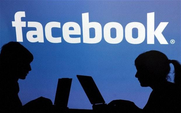 أمريكي يكتب على ''فيسبوك'' في فلوريدا ويعتقل في أب