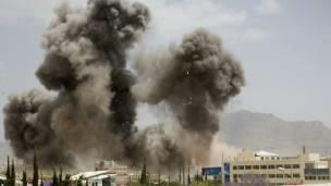 تتواصل عملية عاصفة الحزم في اليمن