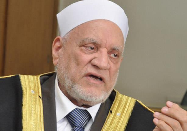 هاشم يطالب بقصر الحديث في الدين على الفضائيات للعل