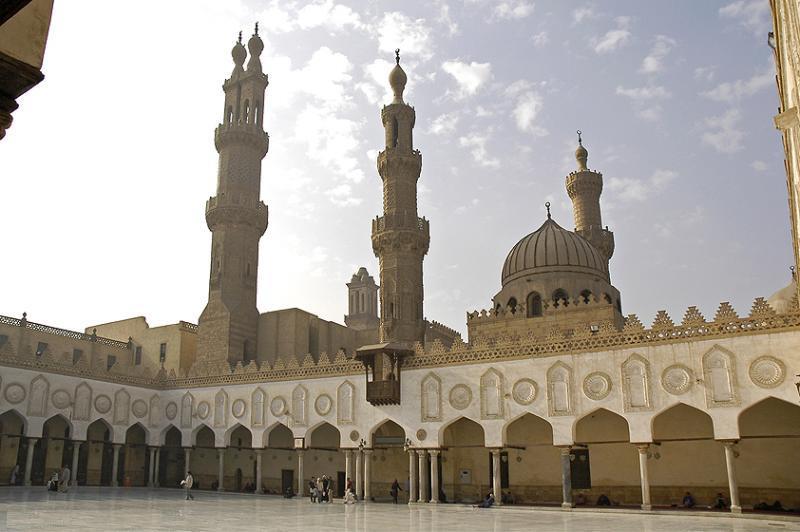 الأزهر الشريف يدين الحادث الإرهابي في كينيا