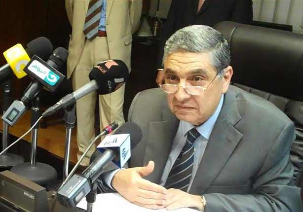 وزير الكهرباء والطاقة الدكتور محمد شاكر