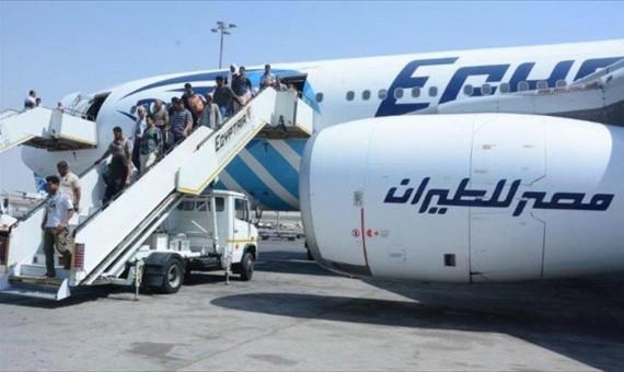 وصول 194 عاملا مصريا محتجزين في ليبيا إلى تونس