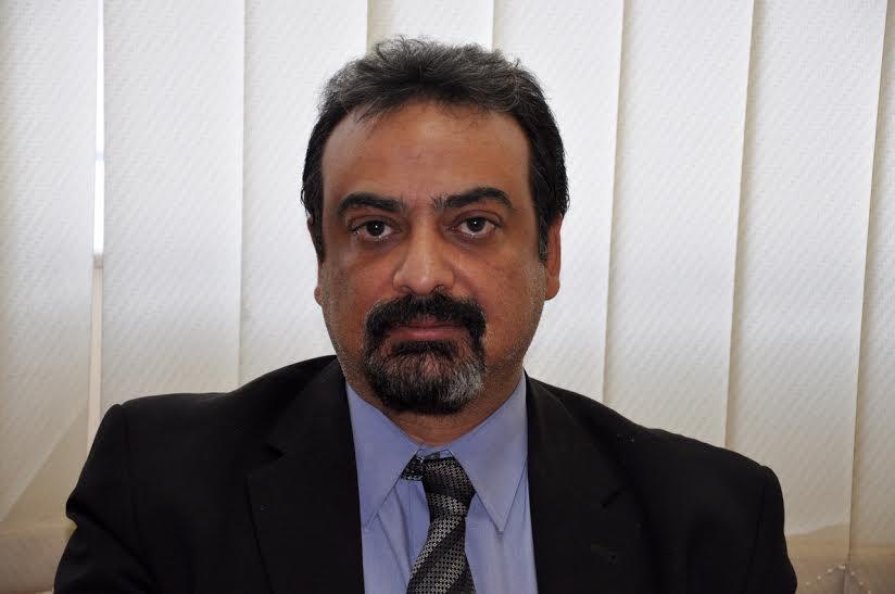 الدكتور حسام عبد الغفار                           