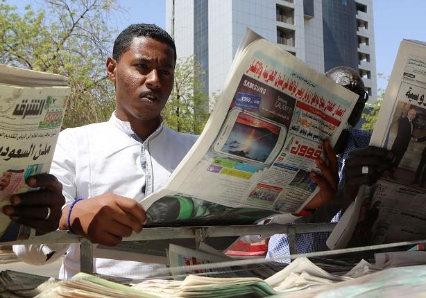 السلطات السودانية تصادر عددا من الصحف قبل توزيعها 
