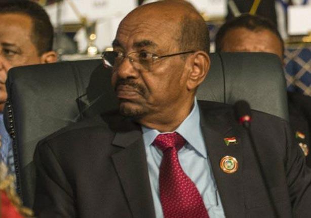 الرئيس السوداني عمر البشير أثناء حضور القمة الاقتص