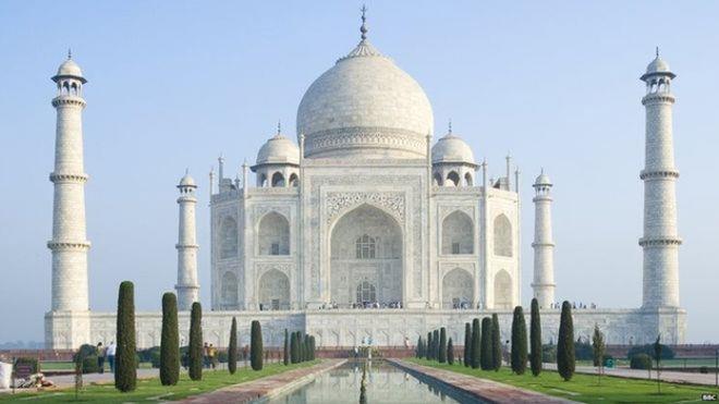 تاج محل من اهم المعالم السياحية في الهند