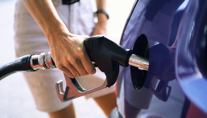السعودية ترفع أسعار الوقود 