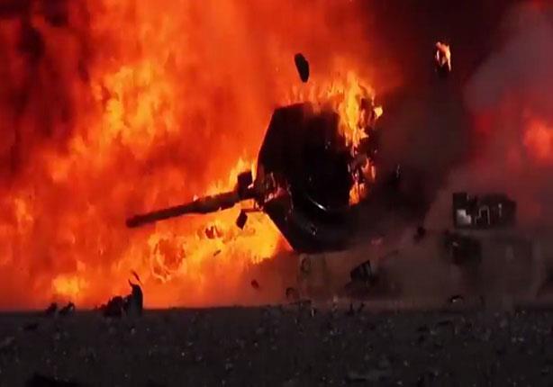 لحظة تفجير دبابة أبرامز على أيدي داعش 