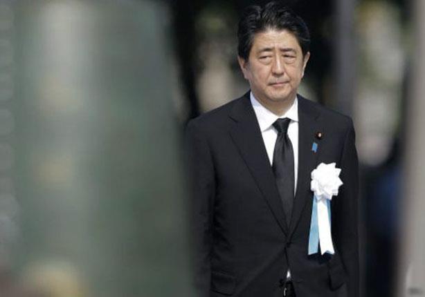 يواجه رئيس الوزراء الياباني ضغوطا تدعوه إلى تجنب ا