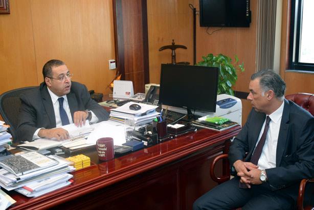 عقد أشرف سالمان وزير الاستثمار لقاءات مع سفراء مصر