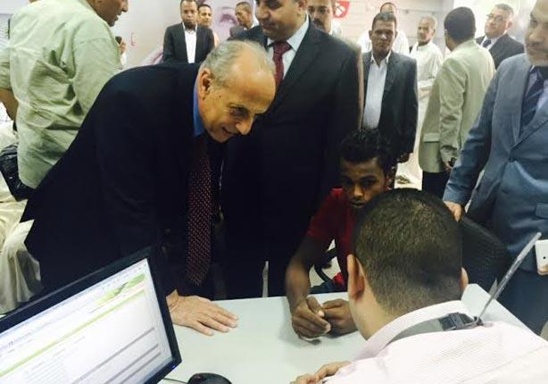 رئيس المصرية للاتصالات يتفقد سنترالات قنا والأقصر 