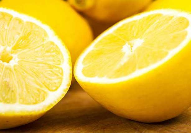 عصير الليمون لعلاج التقيؤ والإسهال