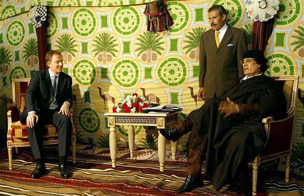 القذافي اتهم بلير بدعم القاعدة لإعادة استعمار ليبي