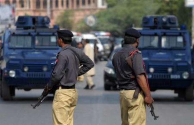 شرطة باكستانية