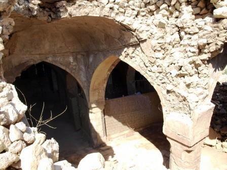 انهيار جزء من معبد يهودي في العاصمة الايرانية ارشي