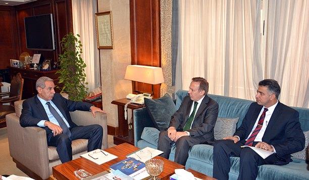 خلال لقاء وزير الصناعة مع السفير العراقي