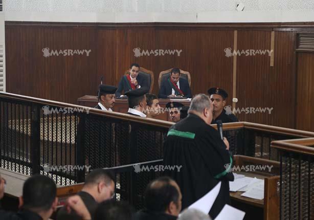محاكمة 68 متهمًا في اقتحام قسم حلوان