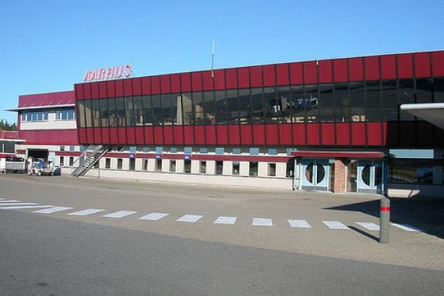 مطار آرهوس