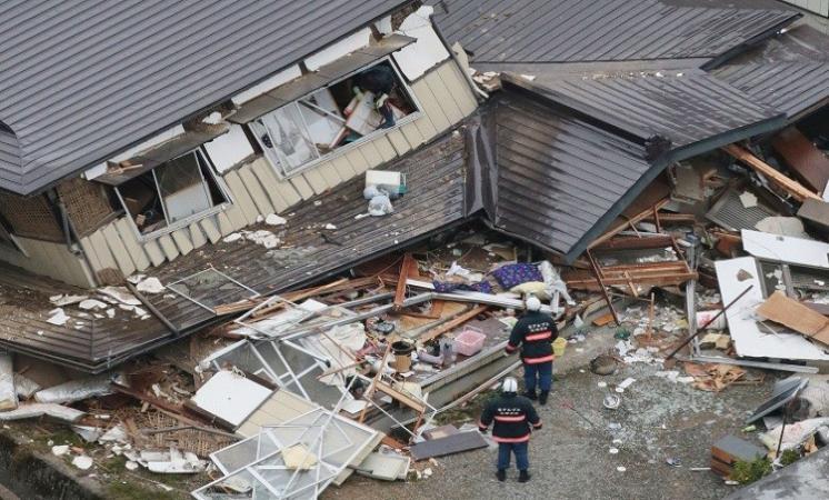 إصابة 12 شخصا غربي اليابان جراء زلزال بقوة 6,6