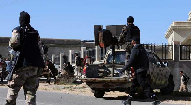 رتل مسلح يصل العاصمة الليبية
