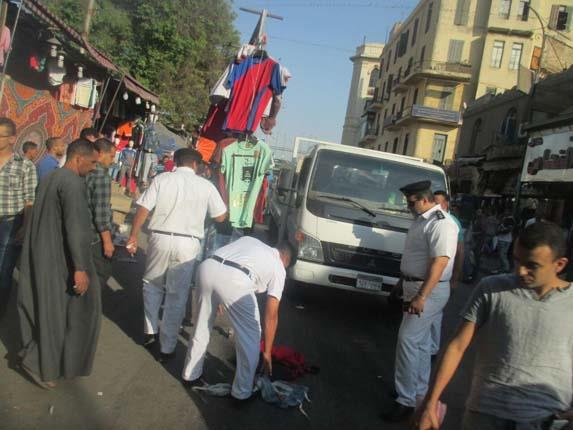 أمن القاهرة يحرر ١٢٠ محضرًا اشغال طريق