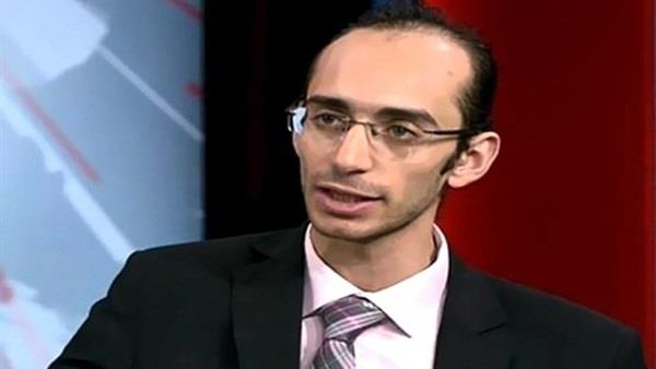 محمد عبد العزيز عضو لجنة العفو عن المسجونين