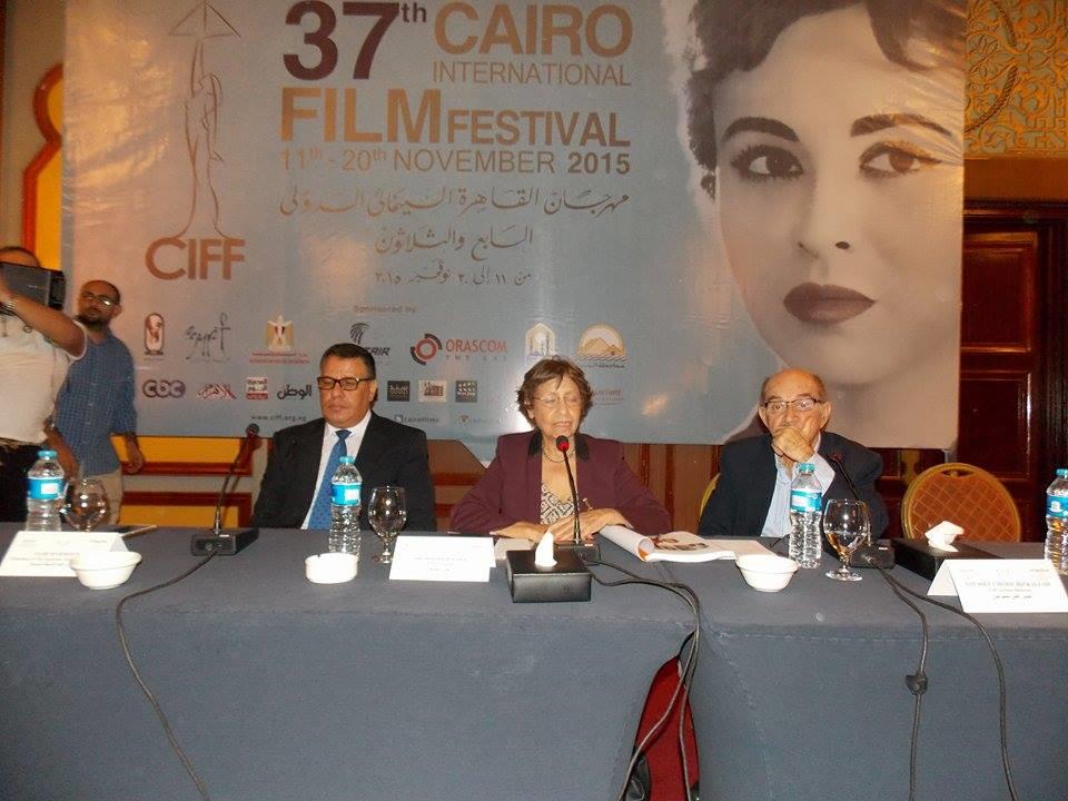 الدكتورة ماجدة واصف رئيس مهرجان القاهرة السينمائى