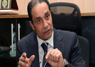 الدكتور سامي عبدالعزيز عميد كلية الإعلام جامعة الق