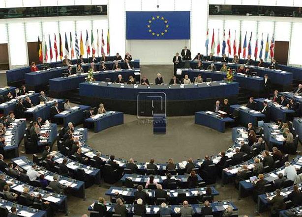 الاتحاد الأوروبي يؤكد استعداده لمواصلة محادثات عضو
