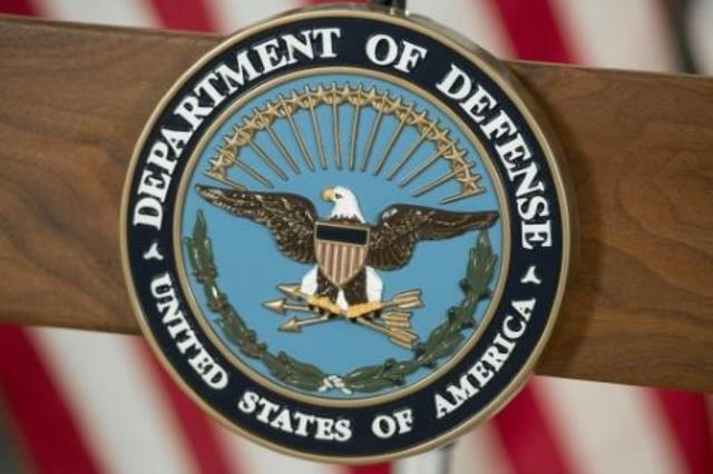 شعار وزارة الدفاع الامريكية في واشنطن