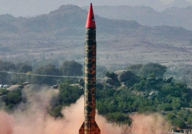 باكستان تختبر صاروخا باليستيا                     
