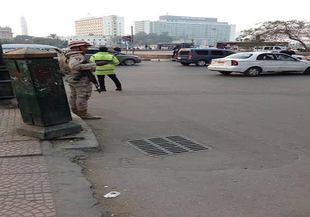 انتشار لأفراد من الجيش والشرطة بميدان التحرير‎