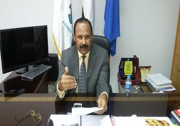 رئيس جامعة أسوان الدكتور عبد القادر محمد